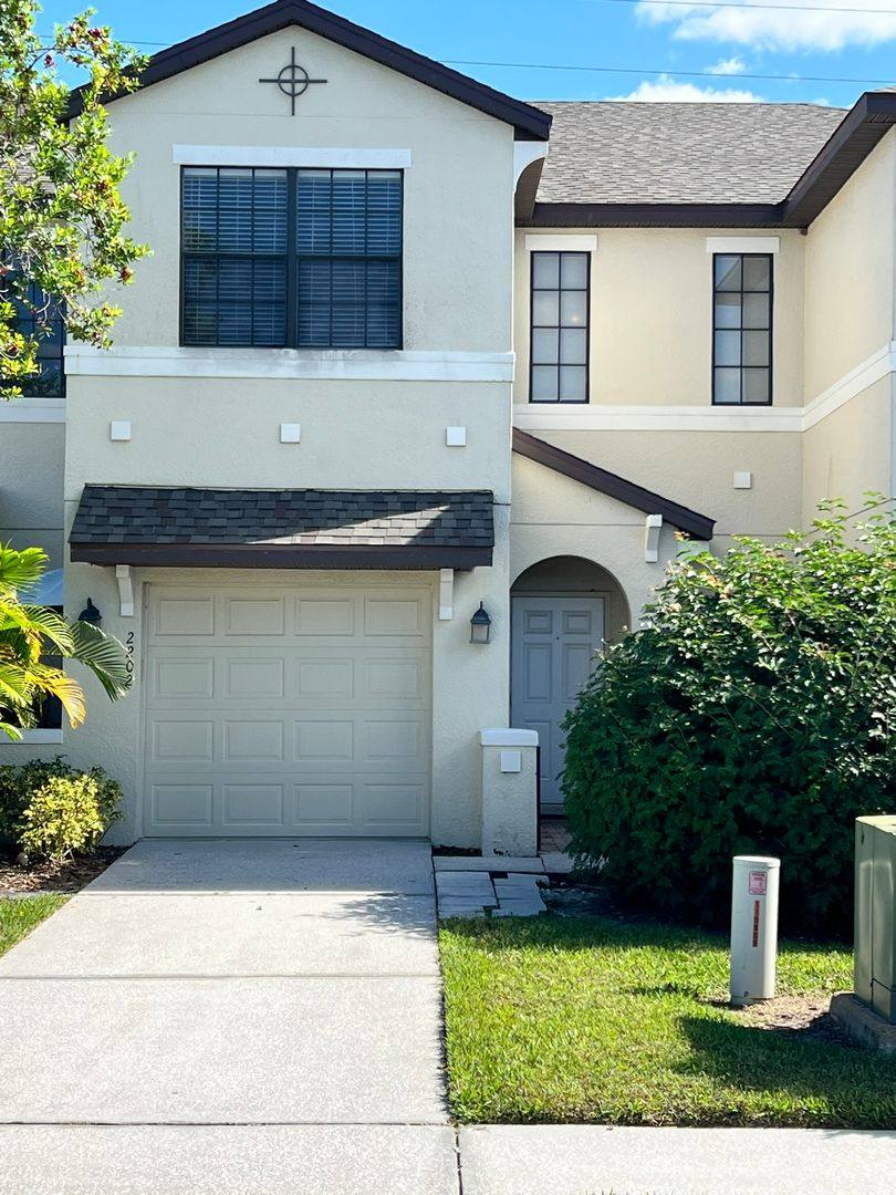 Townhouse for rent at 2202 Seven Oaks Dr, Saint Cloud, FL 34772