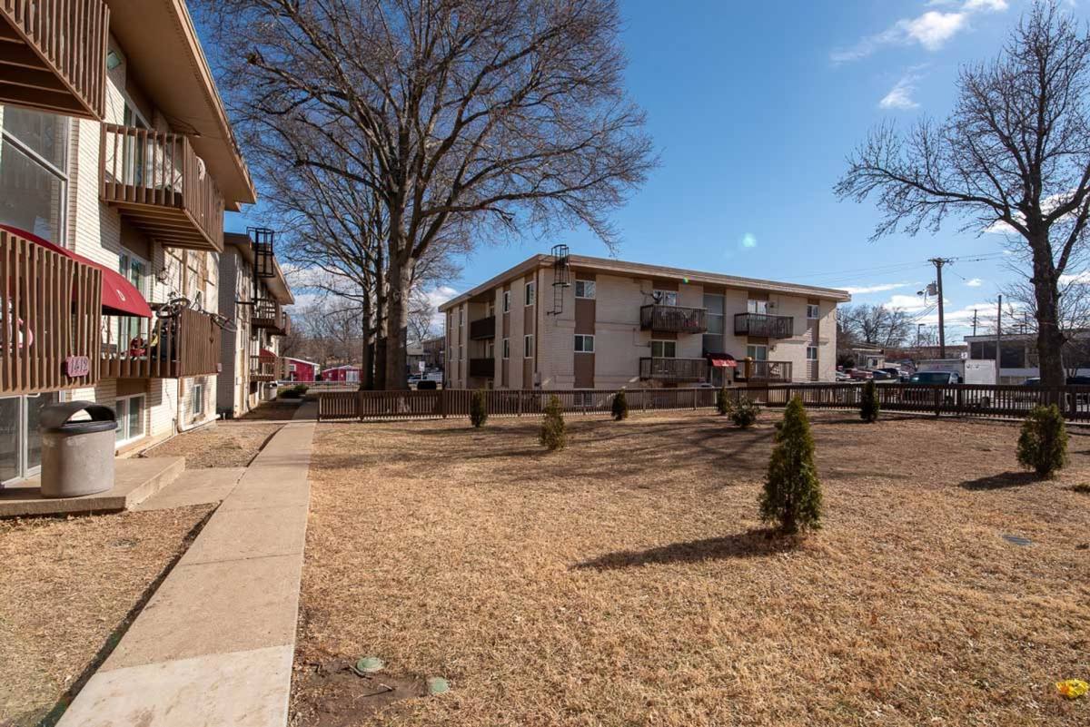 Apartment for rent at 1400 N 38th St, Kansas City, KS 66102