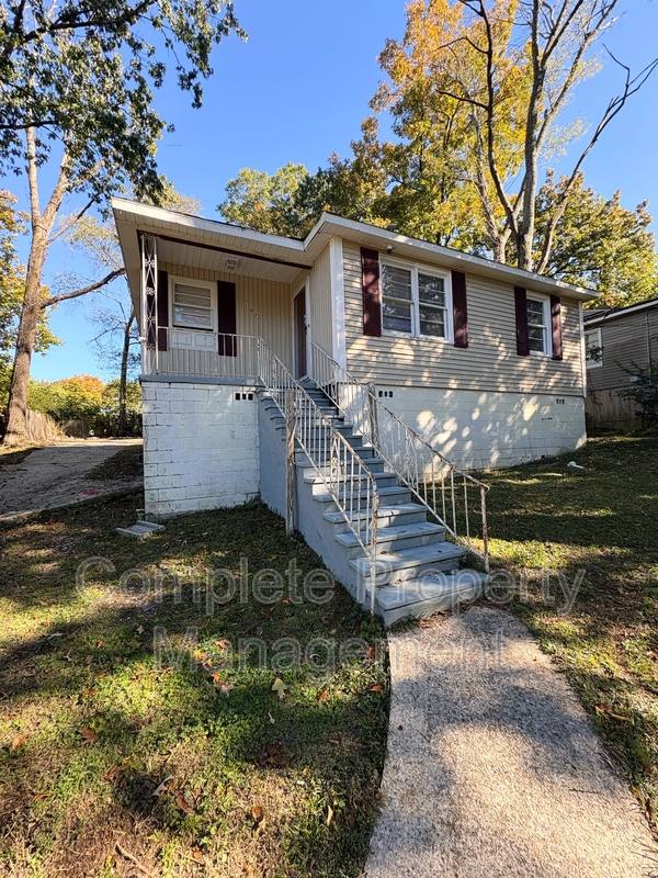 House for rent at 1373 5th Place NW, Birmingham, AL 35215