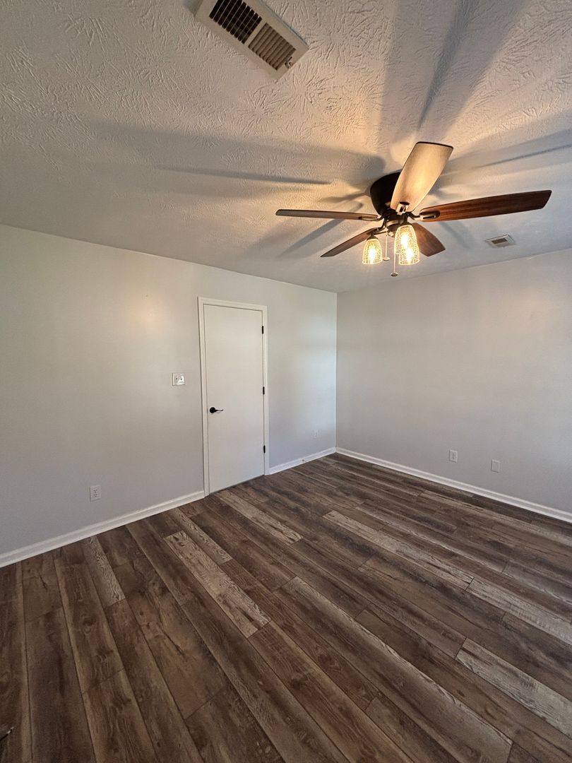 House for rent at 7800 Branford Court, Powell, TN 37849