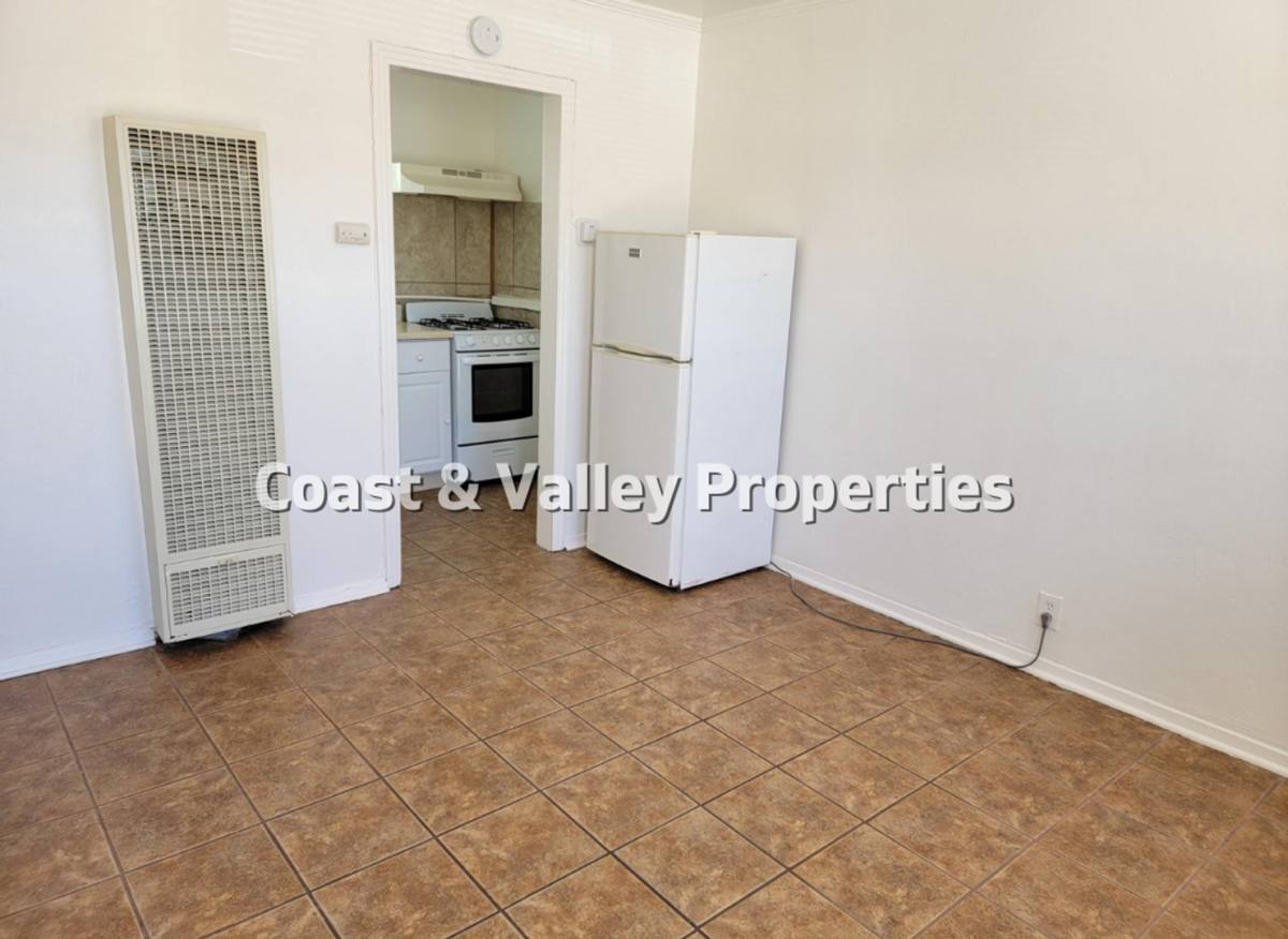 Apartment for rent at 845 El Camino Real N, Salinas, CA 93907