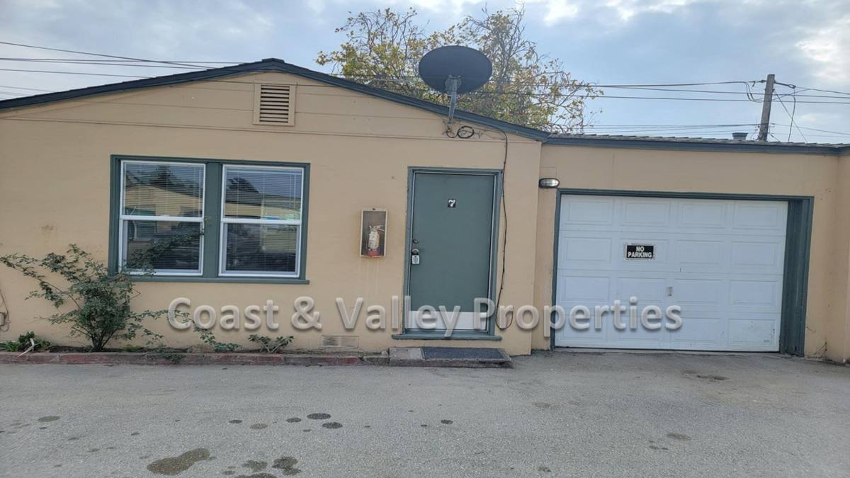 Apartment for rent at 845 El Camino Real N, Salinas, CA 93907