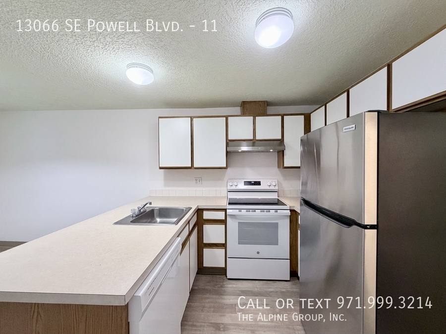 Apartment for rent at 13066 SE Powell Blvd #11, Portland, OR 97236