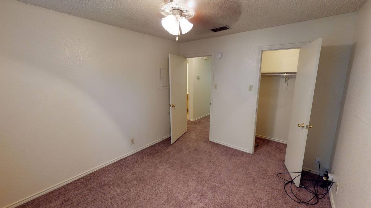 Apartment for rent at 706 W Sycamore St, Denton, TX 76201