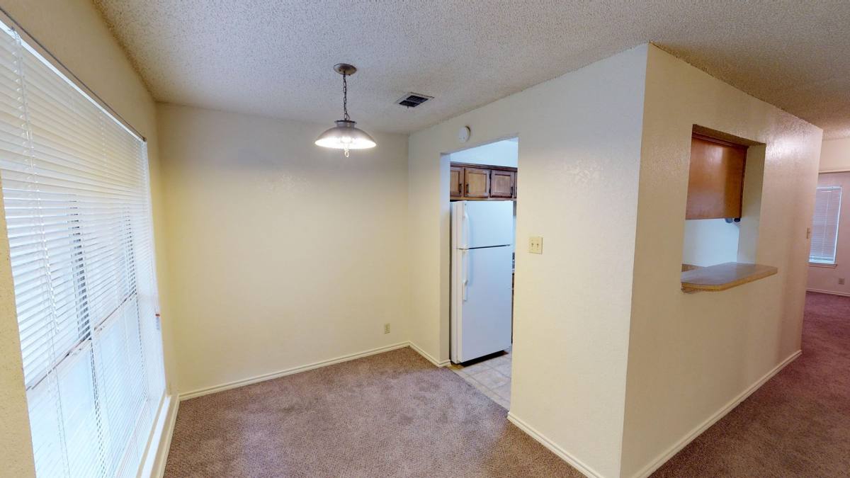 Apartment for rent at 706 W Sycamore St, Denton, TX 76201