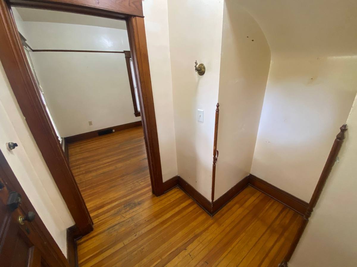 House for rent at 920 E St, Lincoln, NE 68508