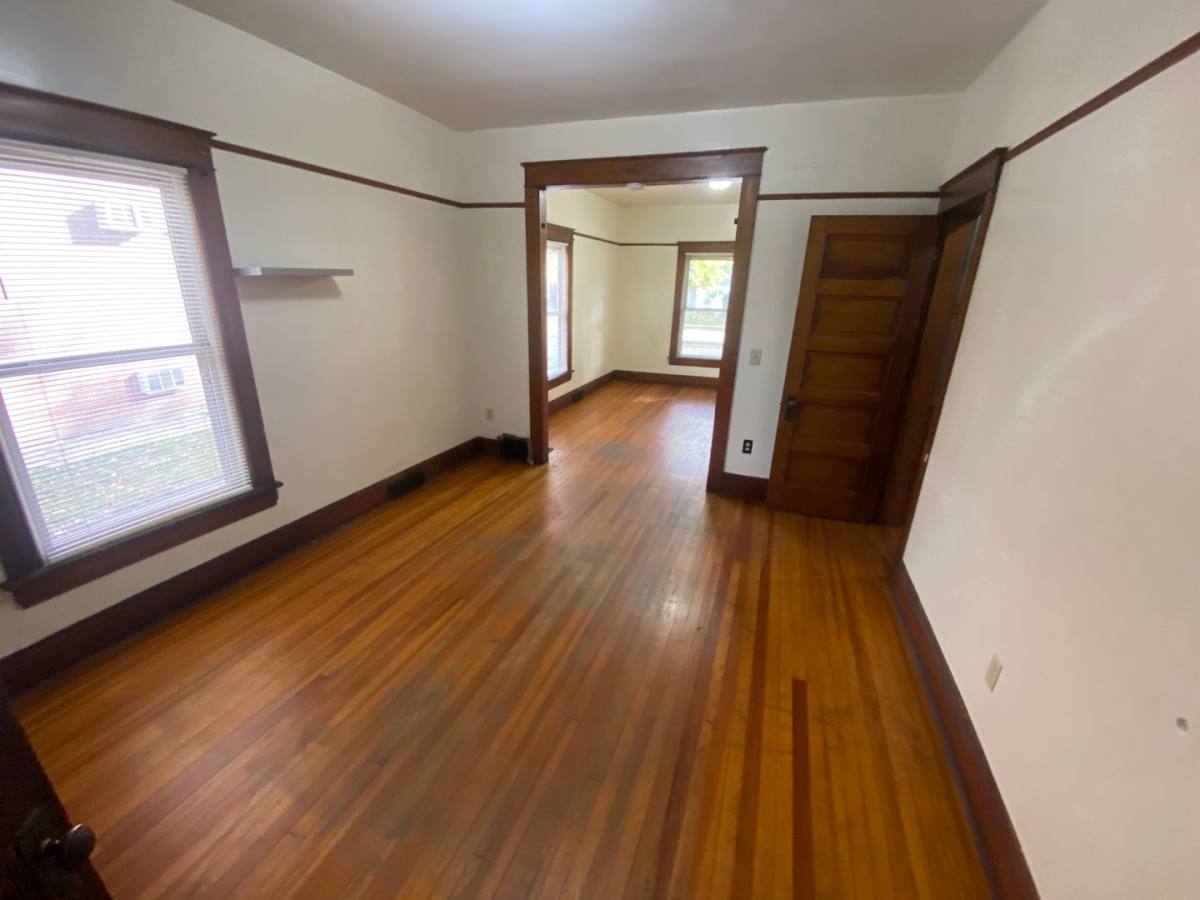 House for rent at 920 E St, Lincoln, NE 68508