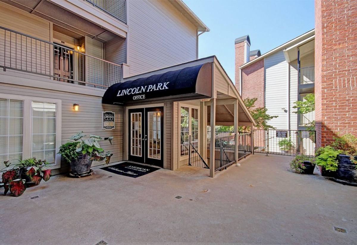 Apartment for rent at 1816 S Carson Ave, Tulsa, OK 74119
