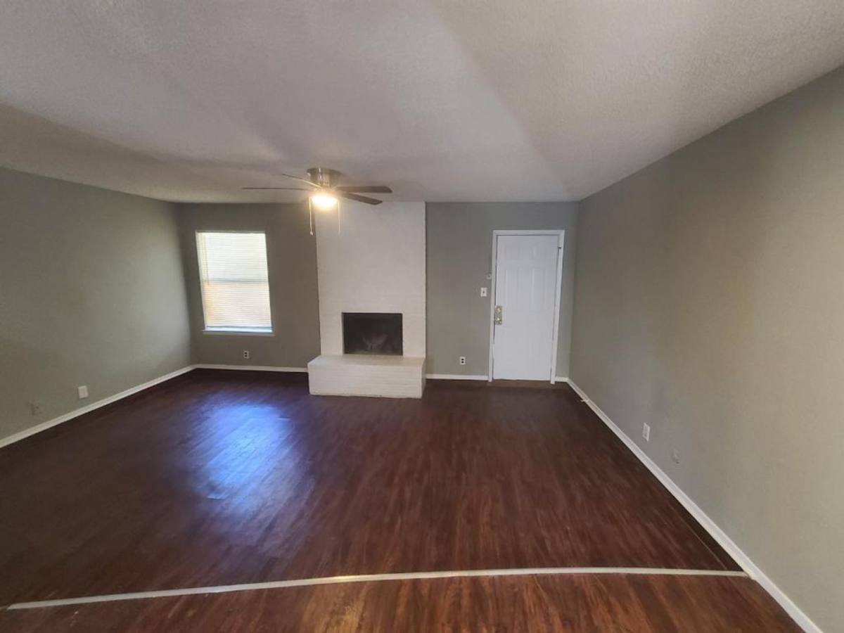Apartment for rent at 3117 Las Vegas Trail, Fort Worth, TX 76116