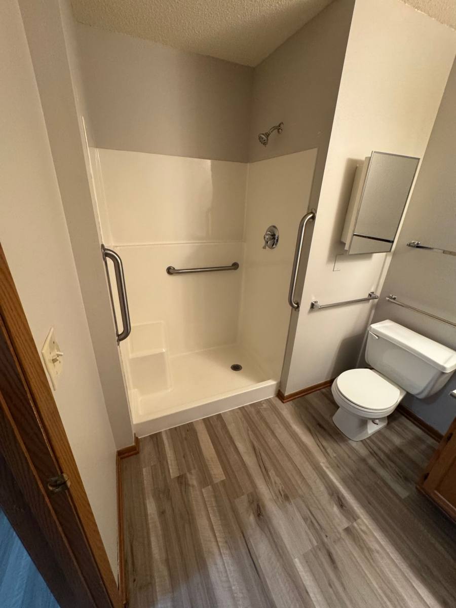 Apartment for rent at 2625 Vine St, West Des Moines, IA 50265
