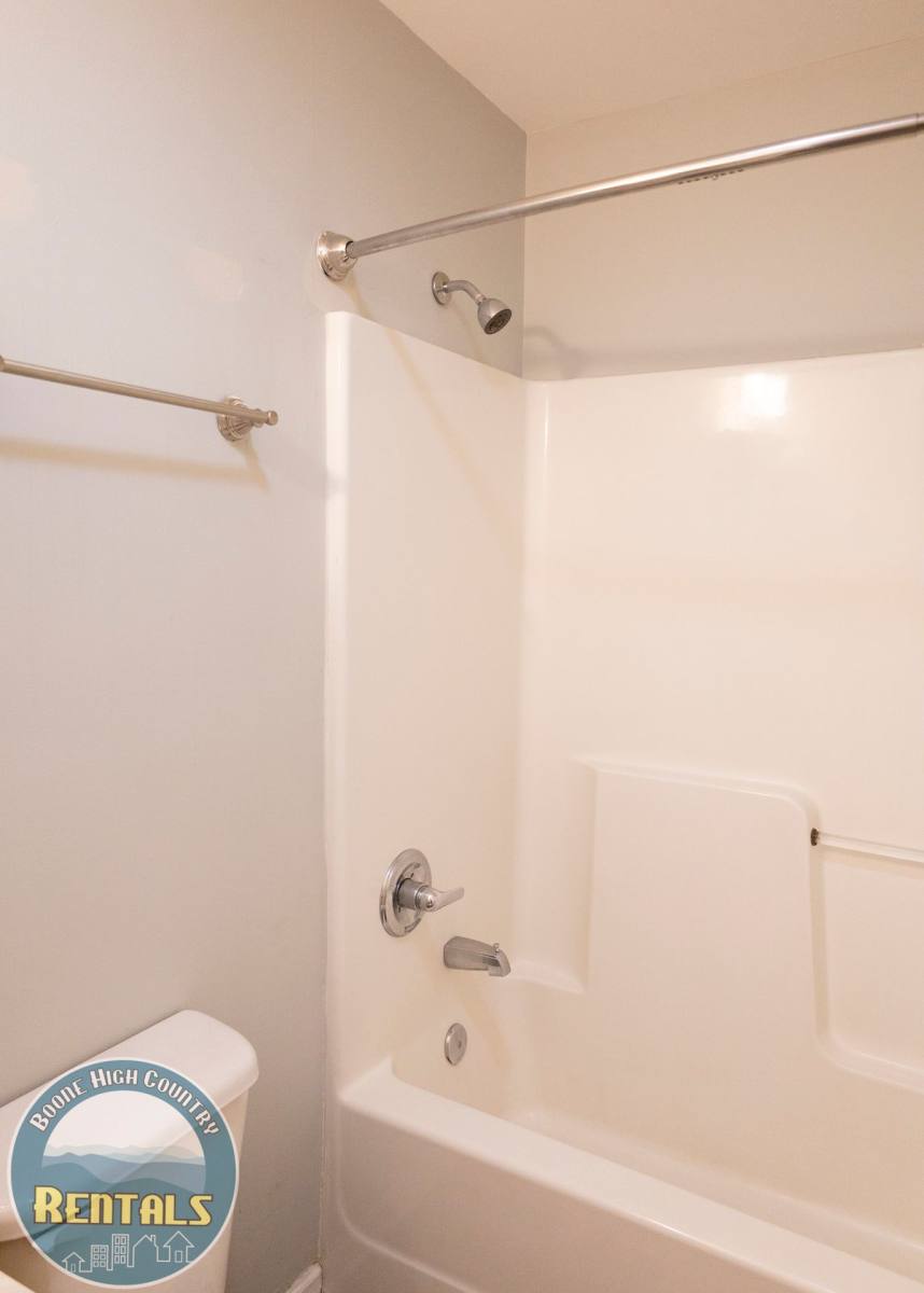 Apartment for rent at 1555 W King St, Boone, NC 28607
