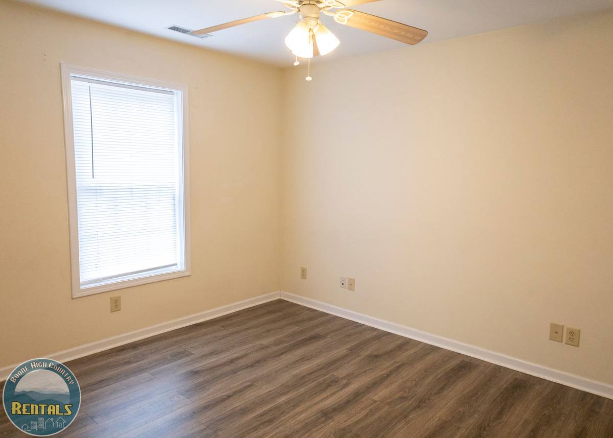 Apartment for rent at 1555 W King St, Boone, NC 28607