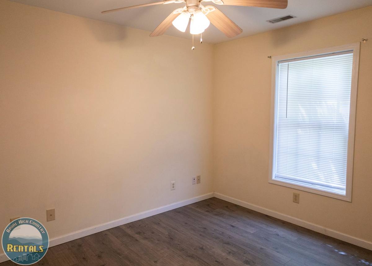 Apartment for rent at 1555 W King St, Boone, NC 28607
