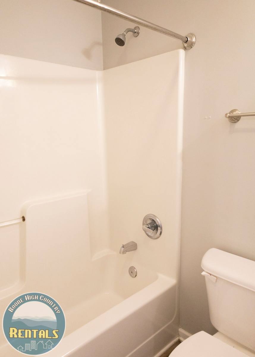 Apartment for rent at 1555 W King St, Boone, NC 28607