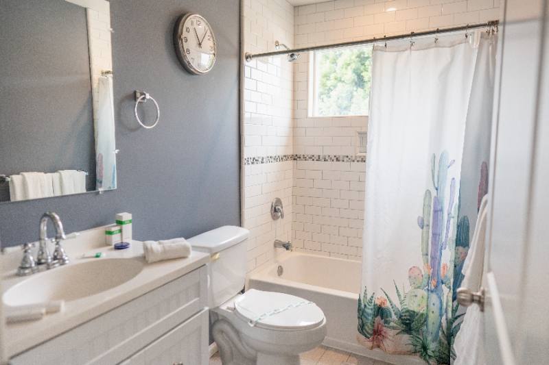 Townhouse for rent at 5151 Riverton Ave, North Hollywood, CA 91601