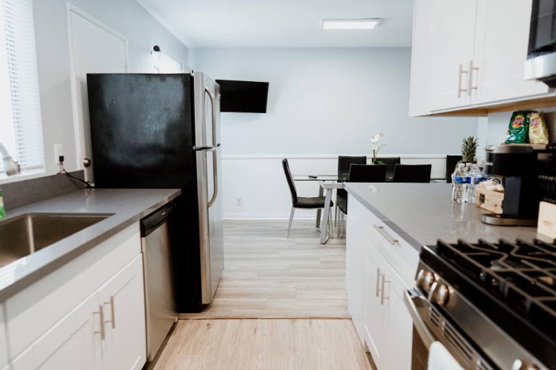 Townhouse for rent at 11153 Morrison St #REAR, North Hollywood, CA 91601