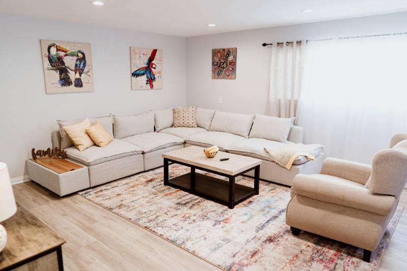 Townhouse for rent at 11153 Morrison St #REAR, North Hollywood, CA 91601