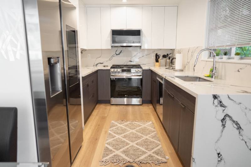 House for rent at 10863 Kling St #4, North Hollywood, CA 91602
