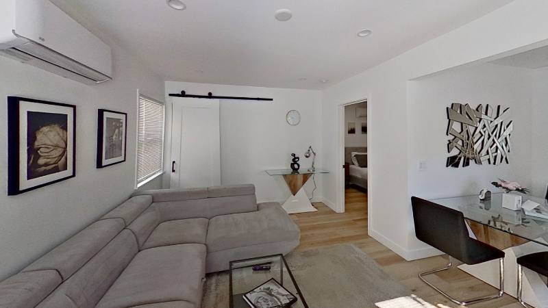House for rent at 10863 Kling St #4, North Hollywood, CA 91602