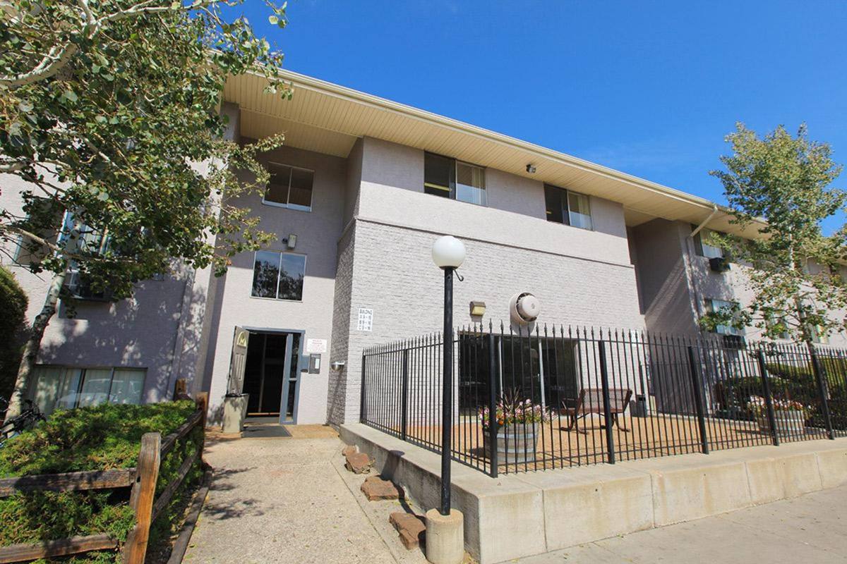 Apartment for rent at 5020 El Camino Dr, Colorado Springs, CO 80918