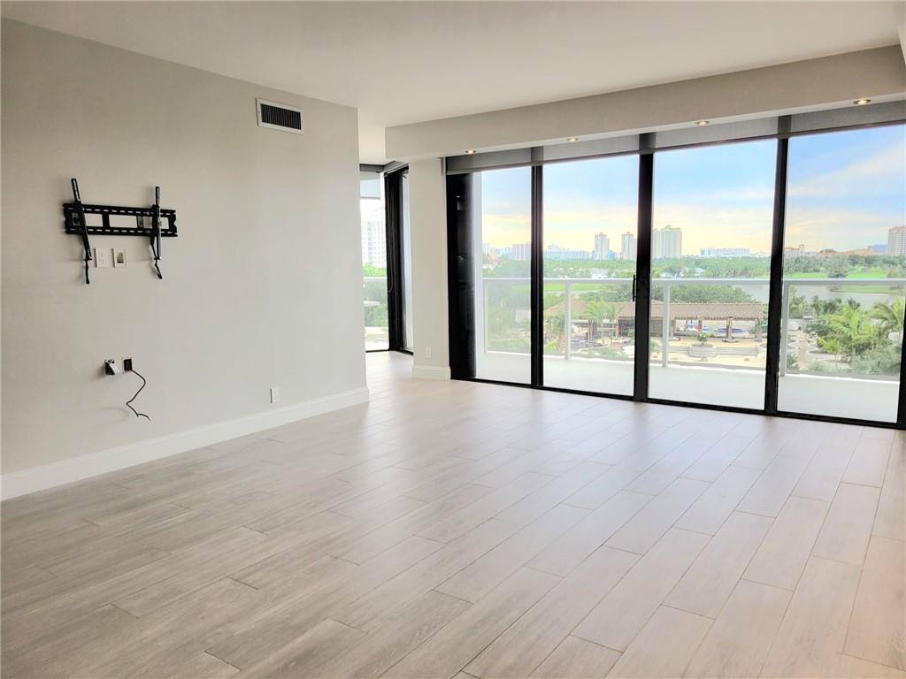 Apartment for rent at 20281 E Country Club Dr #503, Miami, FL 33180