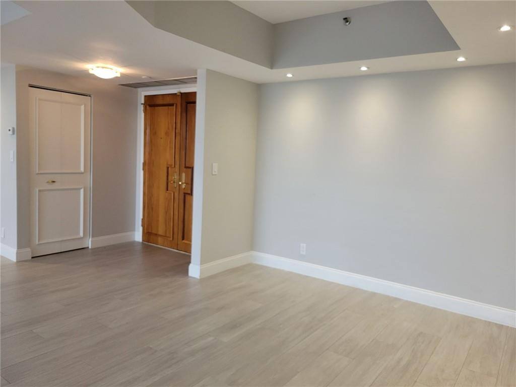 Apartment for rent at 20281 E Country Club Dr #503, Miami, FL 33180