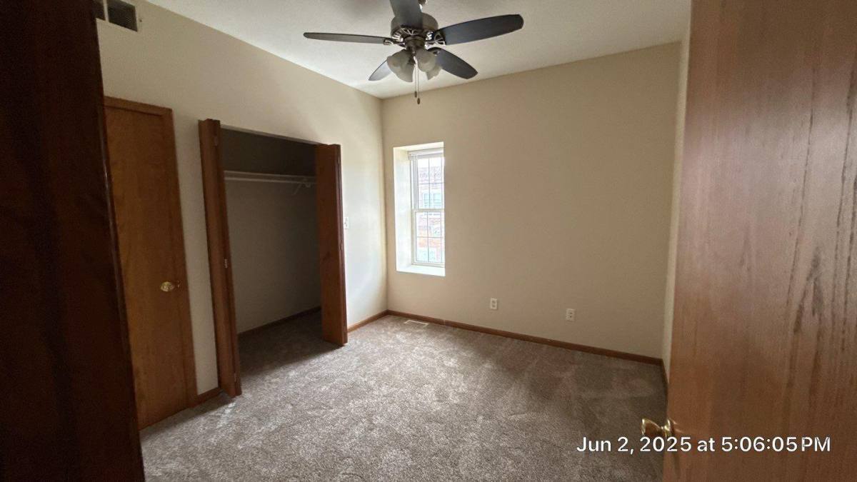 Apartment for rent at 512 Moen Ave 514 6, Joliet, IL 60436