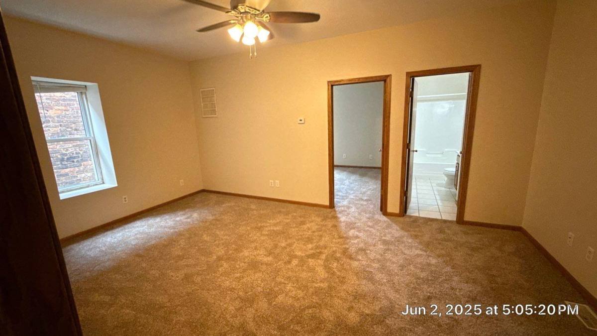 Apartment for rent at 512 Moen Ave 514 6, Joliet, IL 60436