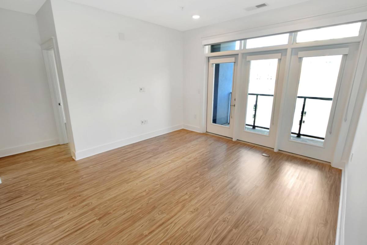 Apartment for rent at 650 E Brooklyn Village Ave #UPTOWN, Charlotte, NC 28202