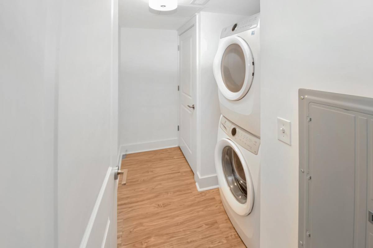 Apartment for rent at 650 E Brooklyn Village Ave #UPTOWN, Charlotte, NC 28202
