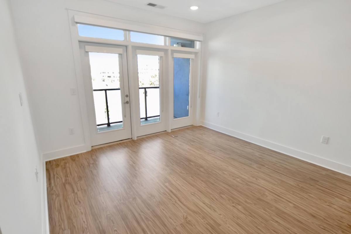 Apartment for rent at 650 E Brooklyn Village Ave #UPTOWN, Charlotte, NC 28202