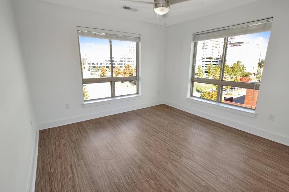 650 E Brooklyn Village Ave, Charlotte, NC 28202 - Apartment for Rent - Image 17