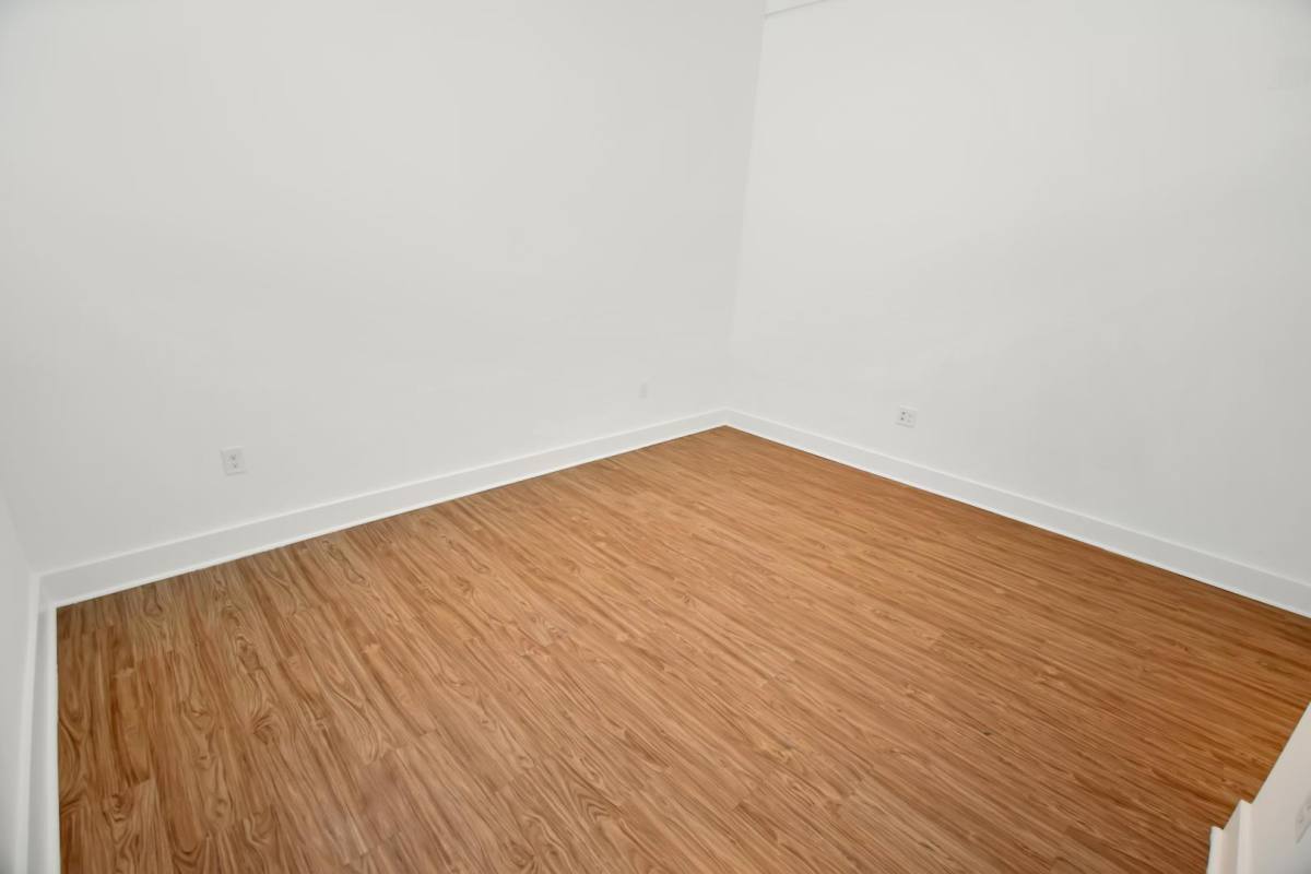 Apartment for rent at 650 E Brooklyn Village Ave #SOUTH Tryon, Charlotte, NC 28202