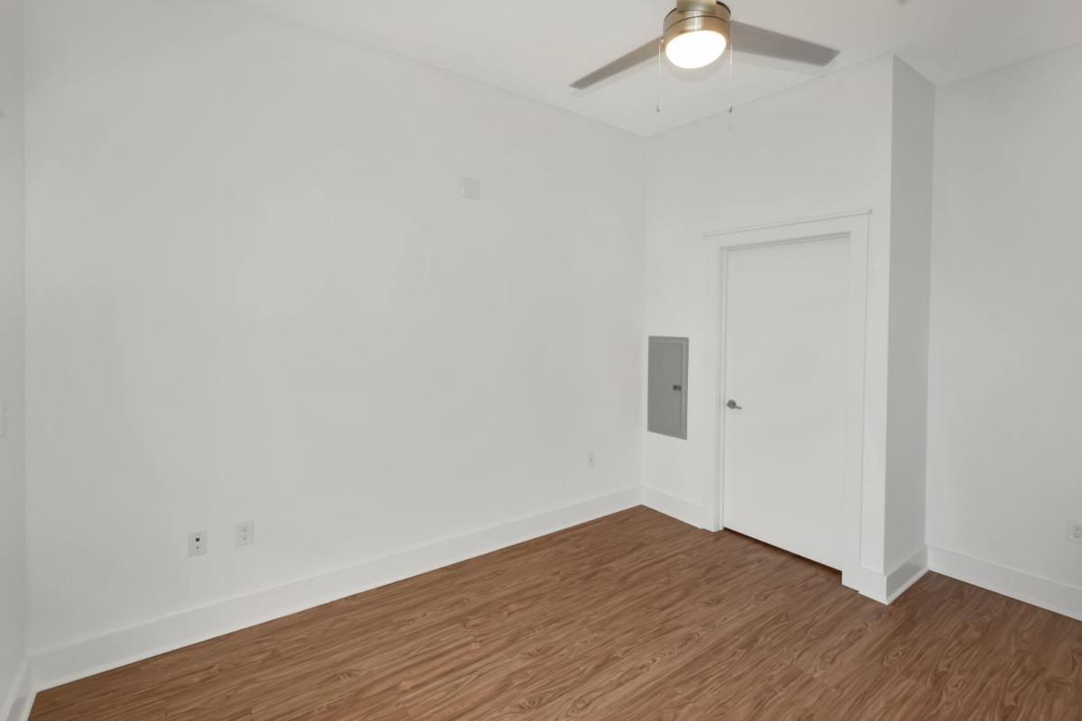 Apartment for rent at 650 E Brooklyn Village Ave 101 S Tryon St, Charlotte, NC 28202
