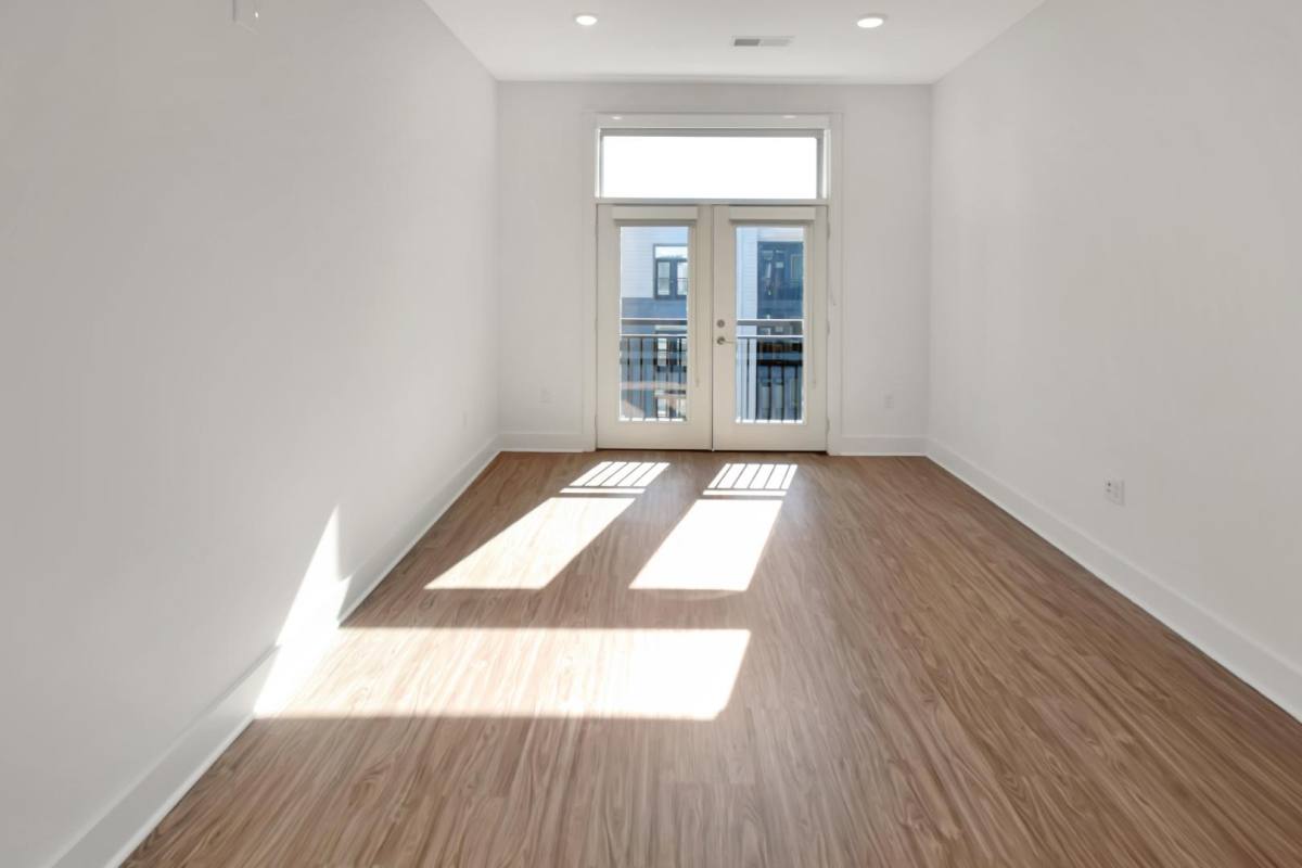 Apartment for rent at 650 E Brooklyn Village Ave 101 S Tryon St, Charlotte, NC 28202
