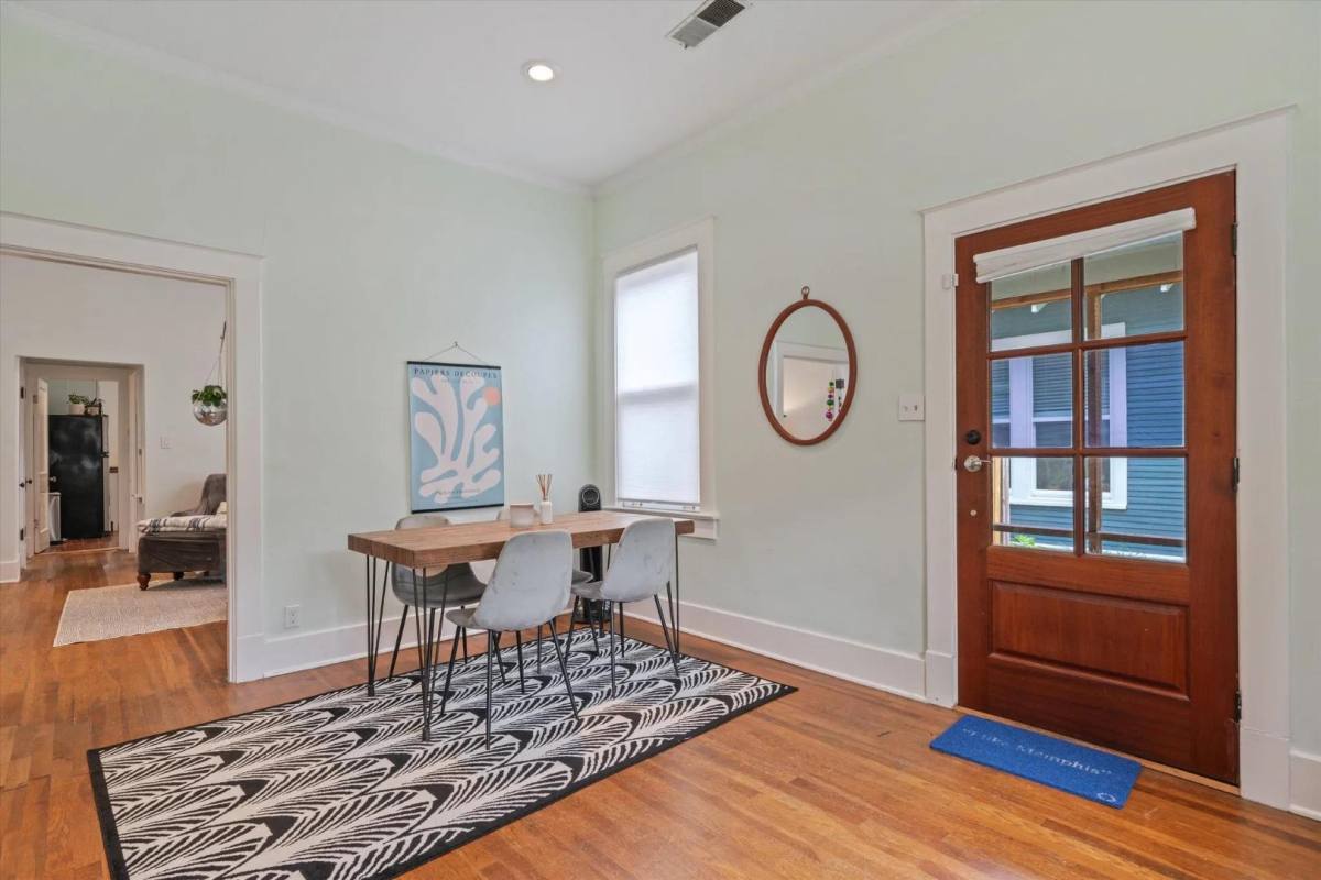 Apartment for rent at 2030 Young Ave E, Memphis, TN 38104