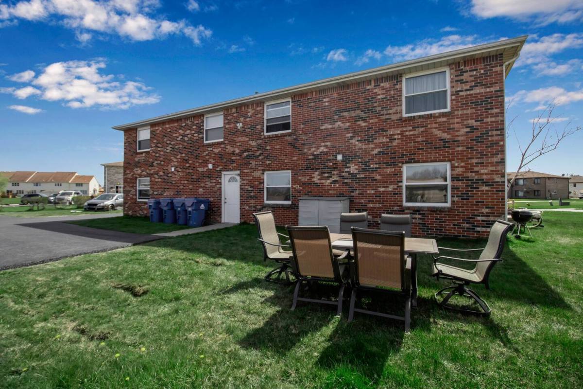 Apartment for rent at 2719 Oppenheim Court #2, North Tonawanda, NY 14120