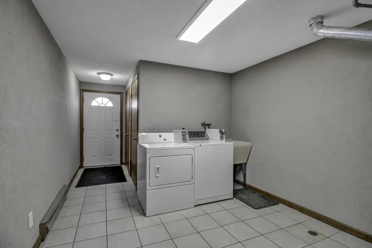 Apartment for rent at 2719 Oppenheim Court #4, North Tonawanda, NY 14120