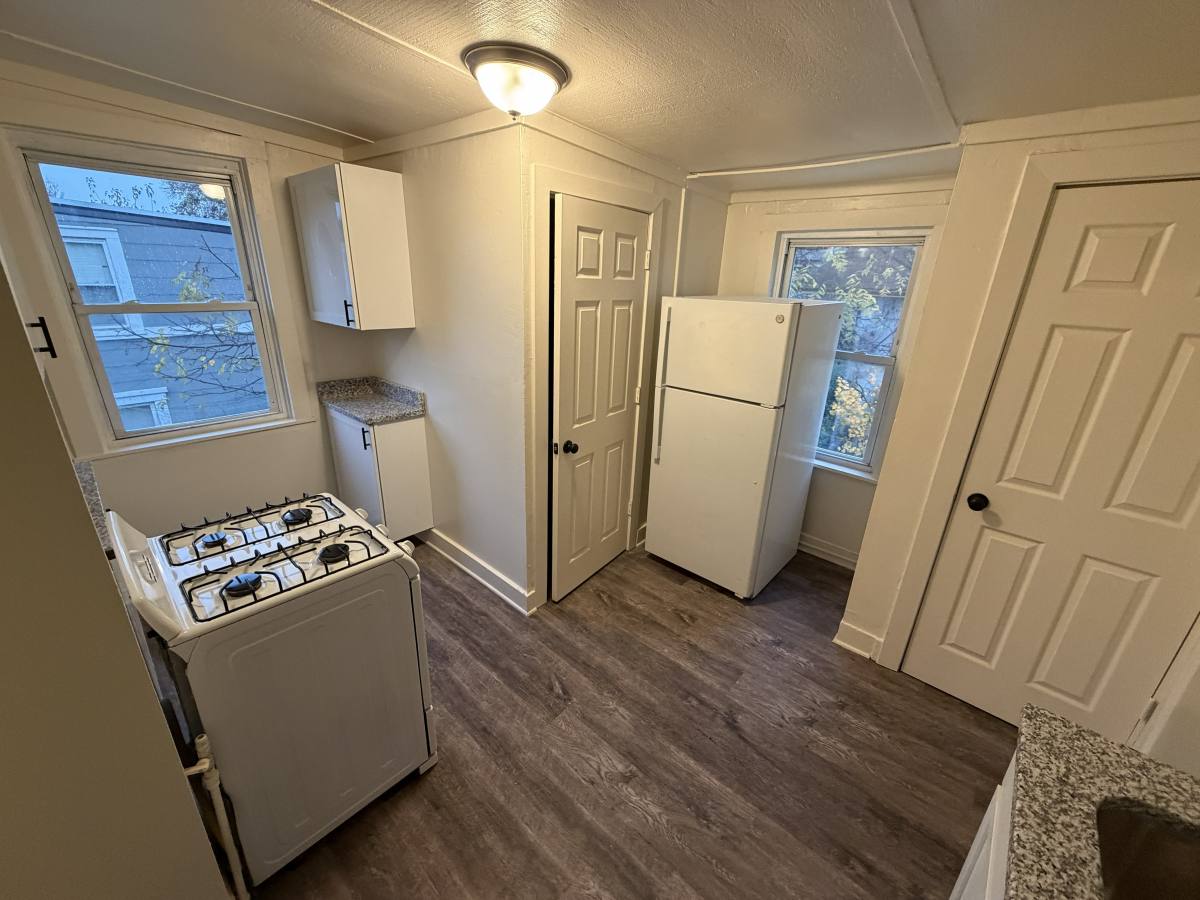 Apartment for rent at 4569 N Edgewood Ave #B, Cincinnati, OH 45232