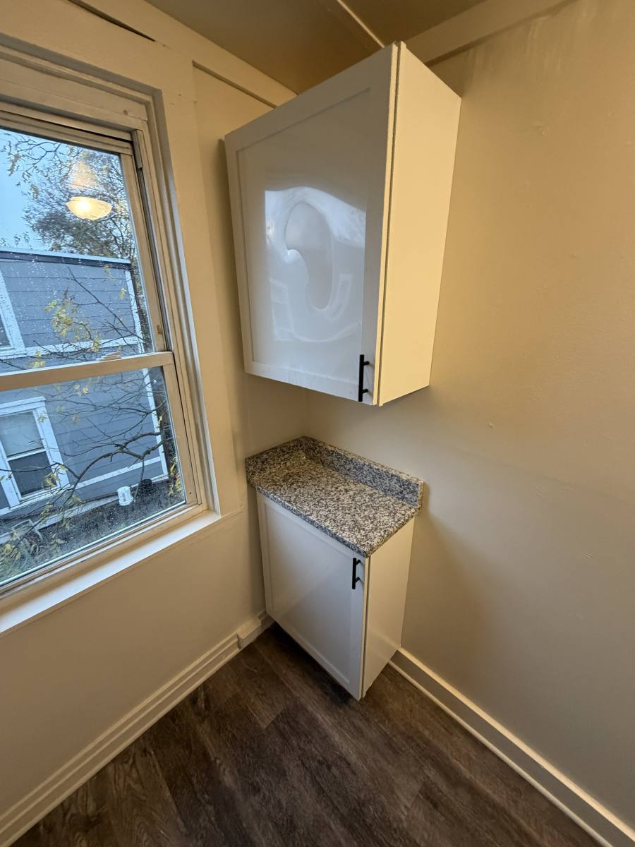 Apartment for rent at 4569 N Edgewood Ave #B, Cincinnati, OH 45232