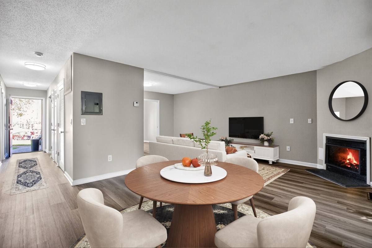 209 New Chalet Dr, Mohegan Lake, NY 10547