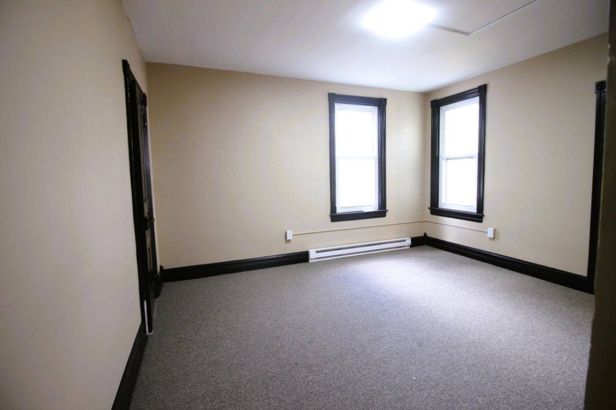 House for rent at 375 W Green St, Allentown, PA 18102