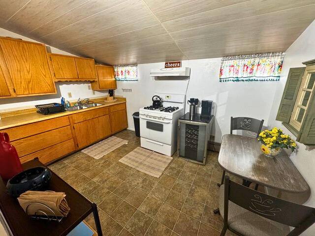 Apartment for rent at 909 N Butler Ave #4, Farmington, NM 87401