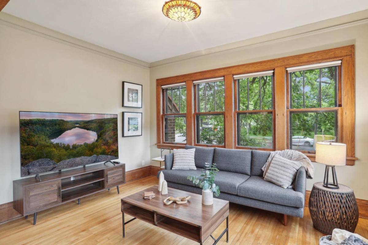 Condo for rent at 3006 W 44th St #1, Minneapolis, MN 55410