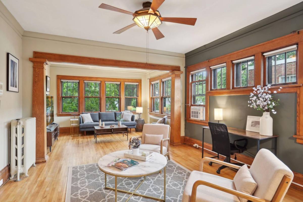 Condo for rent at 3006 W 44th St #1, Minneapolis, MN 55410
