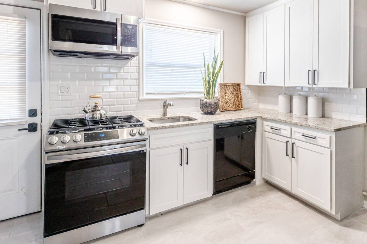 Apartment for rent at 1408-1428 S Quaker, Tulsa, OK 74120
