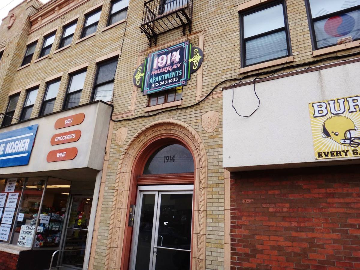 Townhouse for rent at 1914 Murray Ave, Pittsburgh, PA 15217