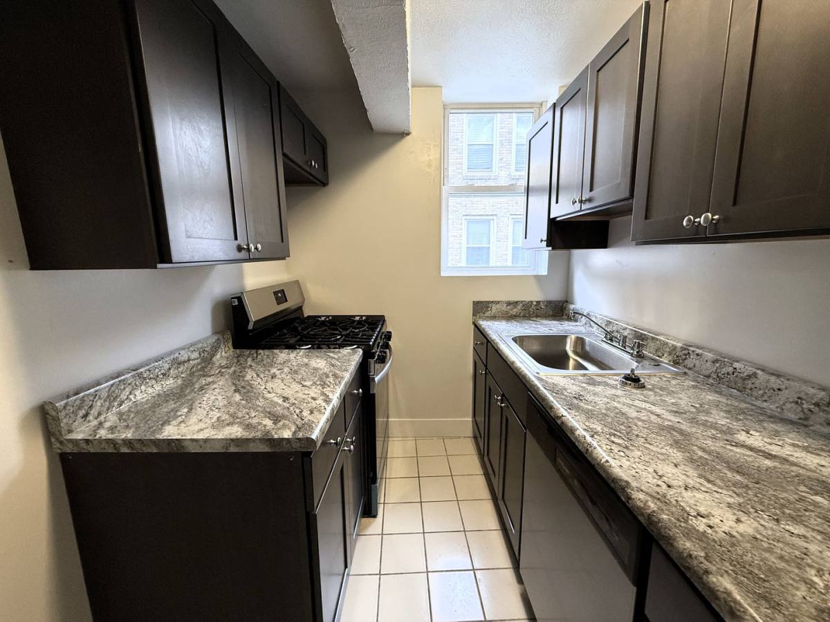 Townhouse for rent at 1914 Murray Ave, Pittsburgh, PA 15217