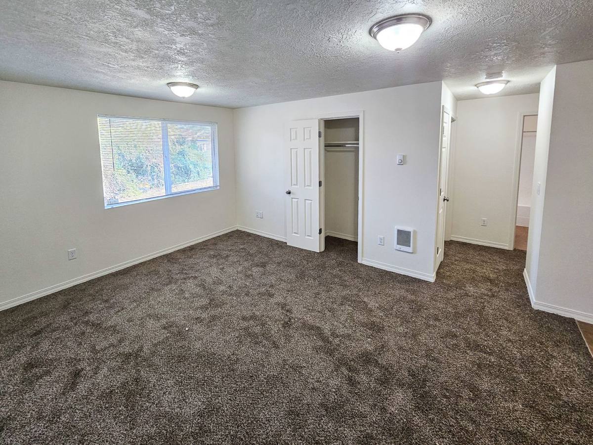 Apartment for rent at 3426-3442 Hadley St NE, Salem, OR 97301