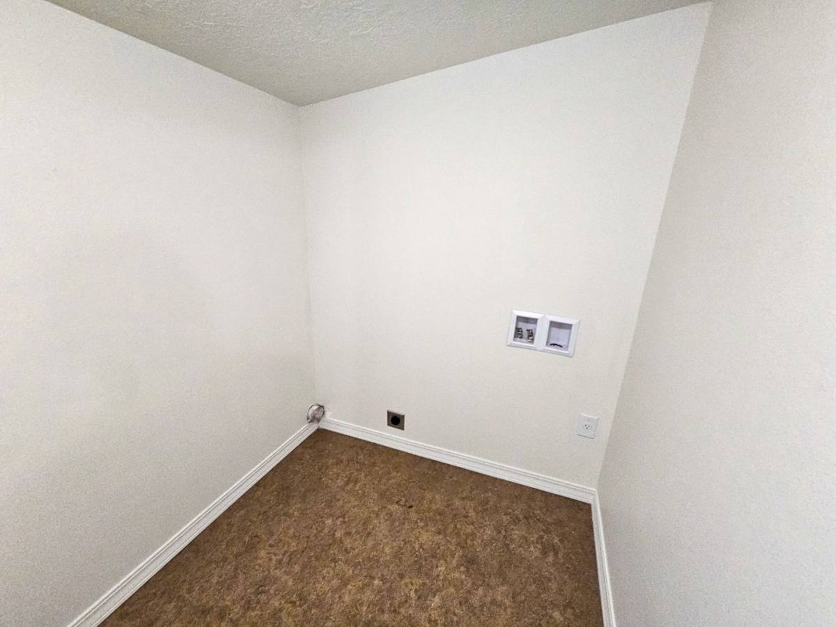 Apartment for rent at 3426-3442 Hadley St NE, Salem, OR 97301